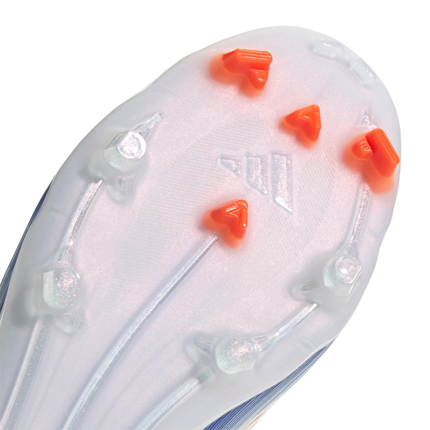 product/a/d/adidas_jh8234_8_footwear_photography_detail_view_2_white.jpg