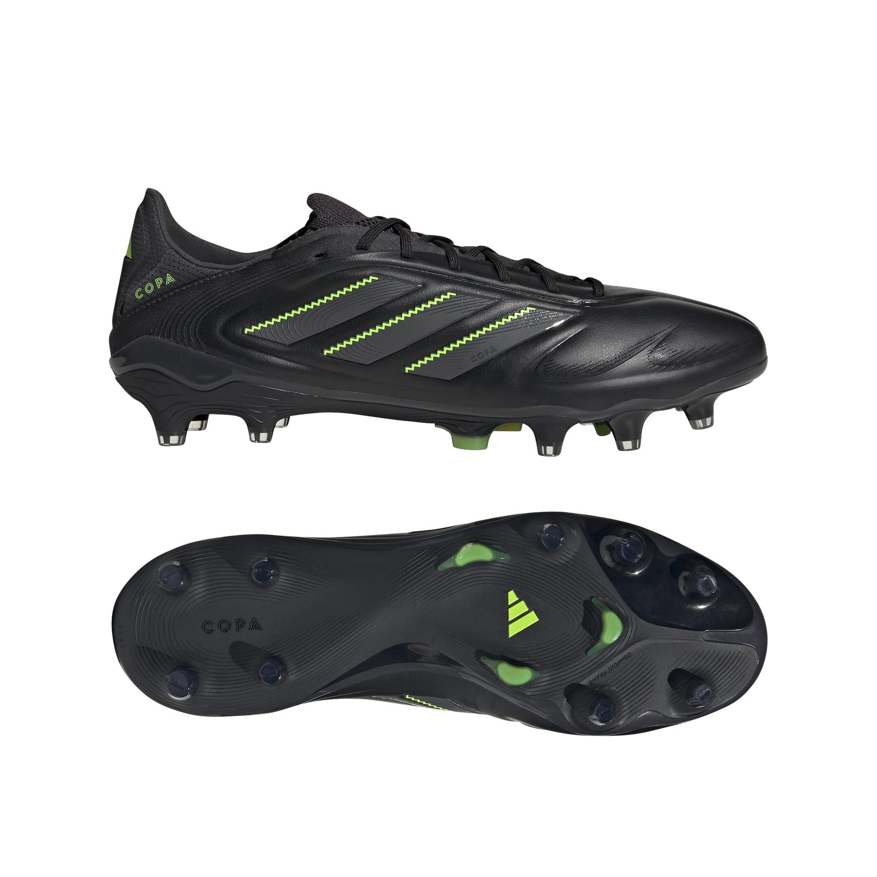product/a/d/adidas_jh8729_11_footwear_photography_side_lateral_bottom_view_white.jpg