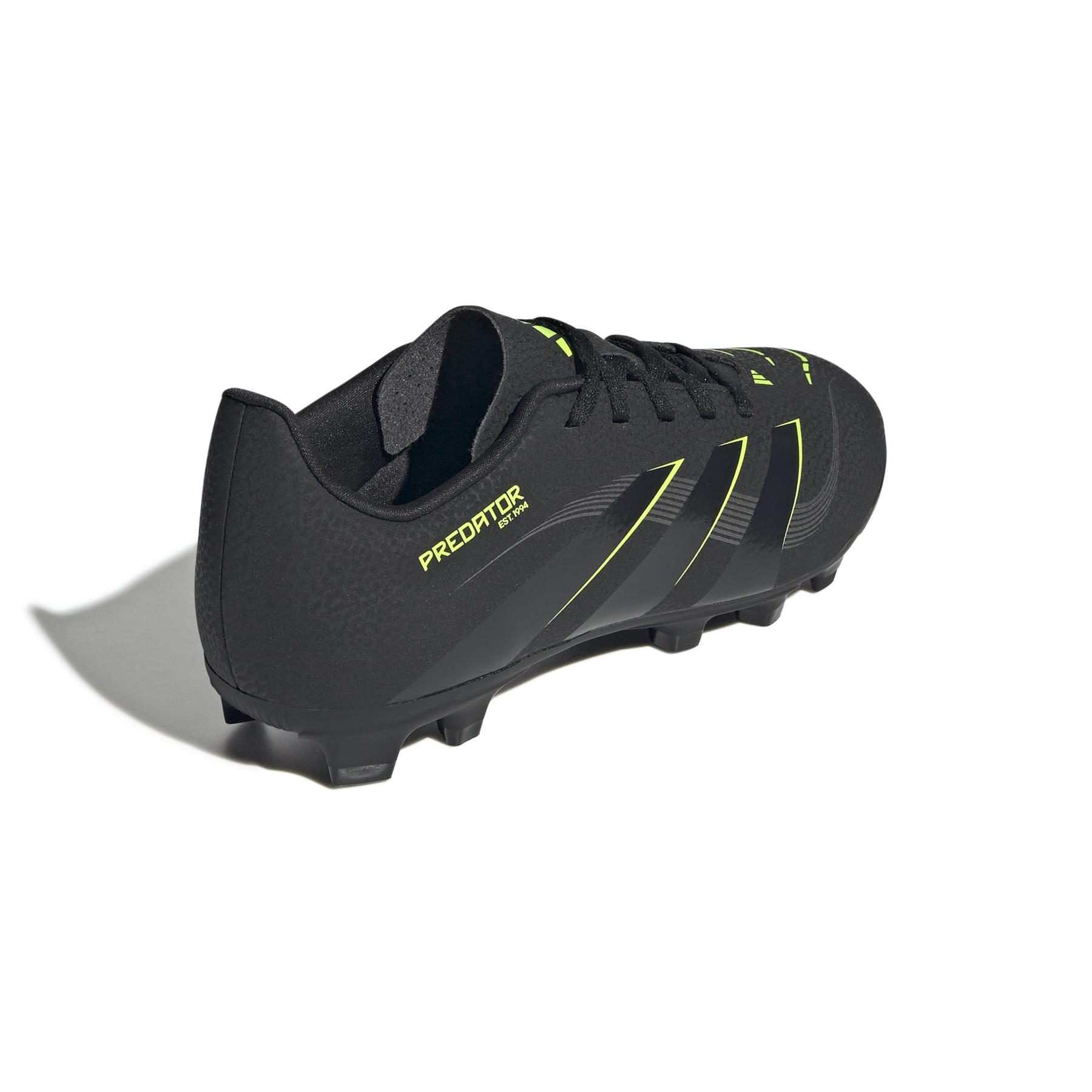 product/a/d/adidas_jh8869_6_footwear_photography_back_lateral_top_view_white.jpg