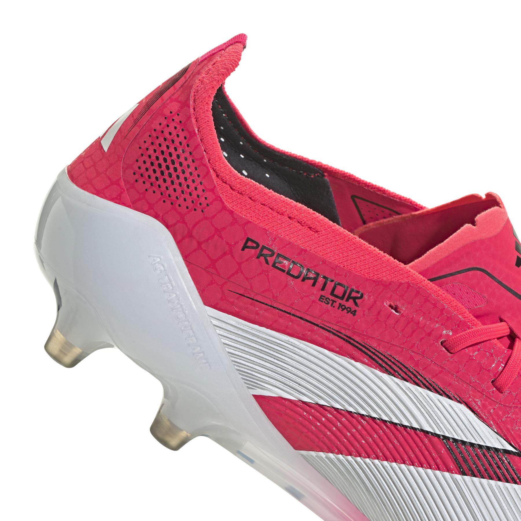 product/a/d/adidas_jh8896_8_footwear_photography_detail_view_2_white.jpg
