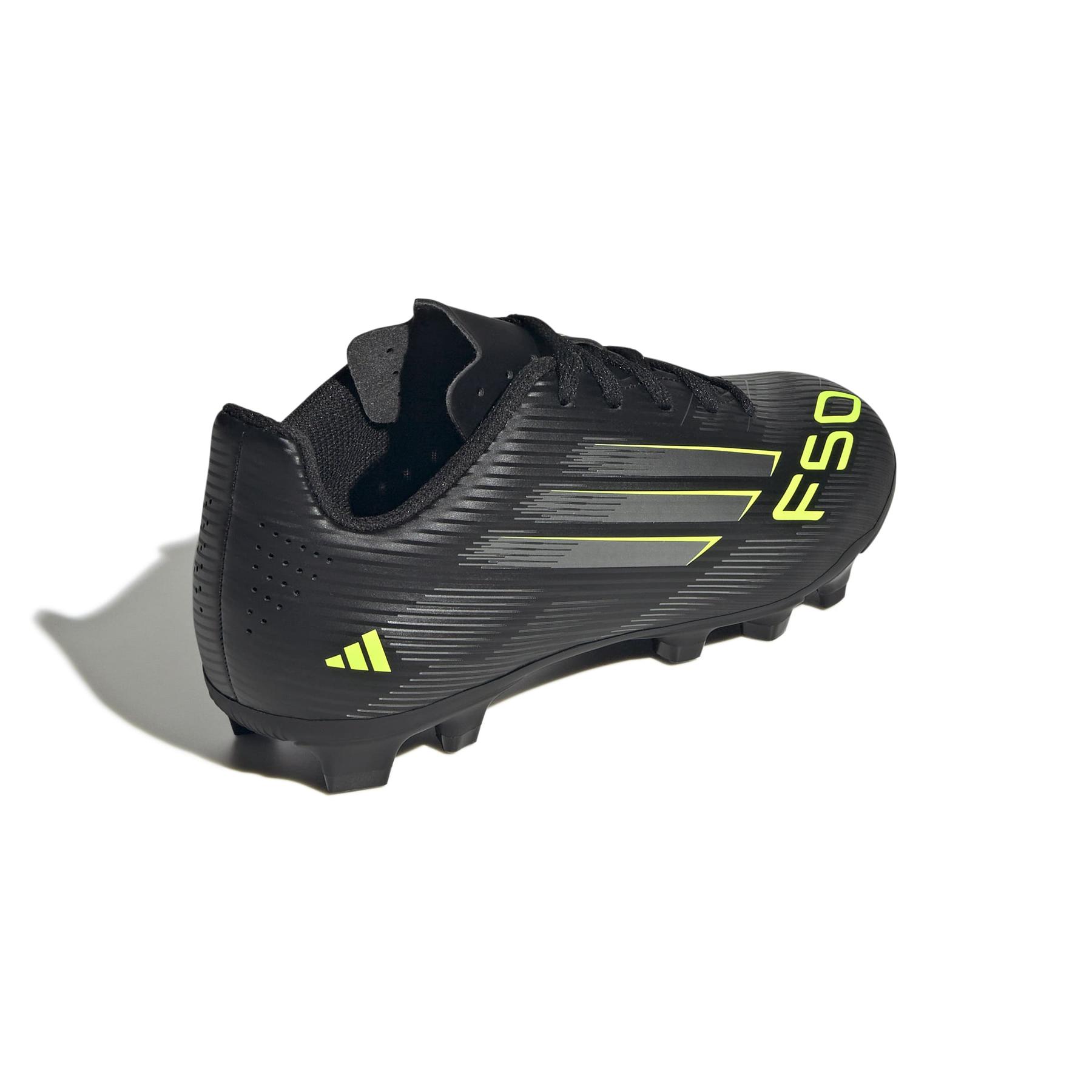 product/a/d/adidas_ji0028_6_footwear_photography_back_lateral_top_view_white.jpg