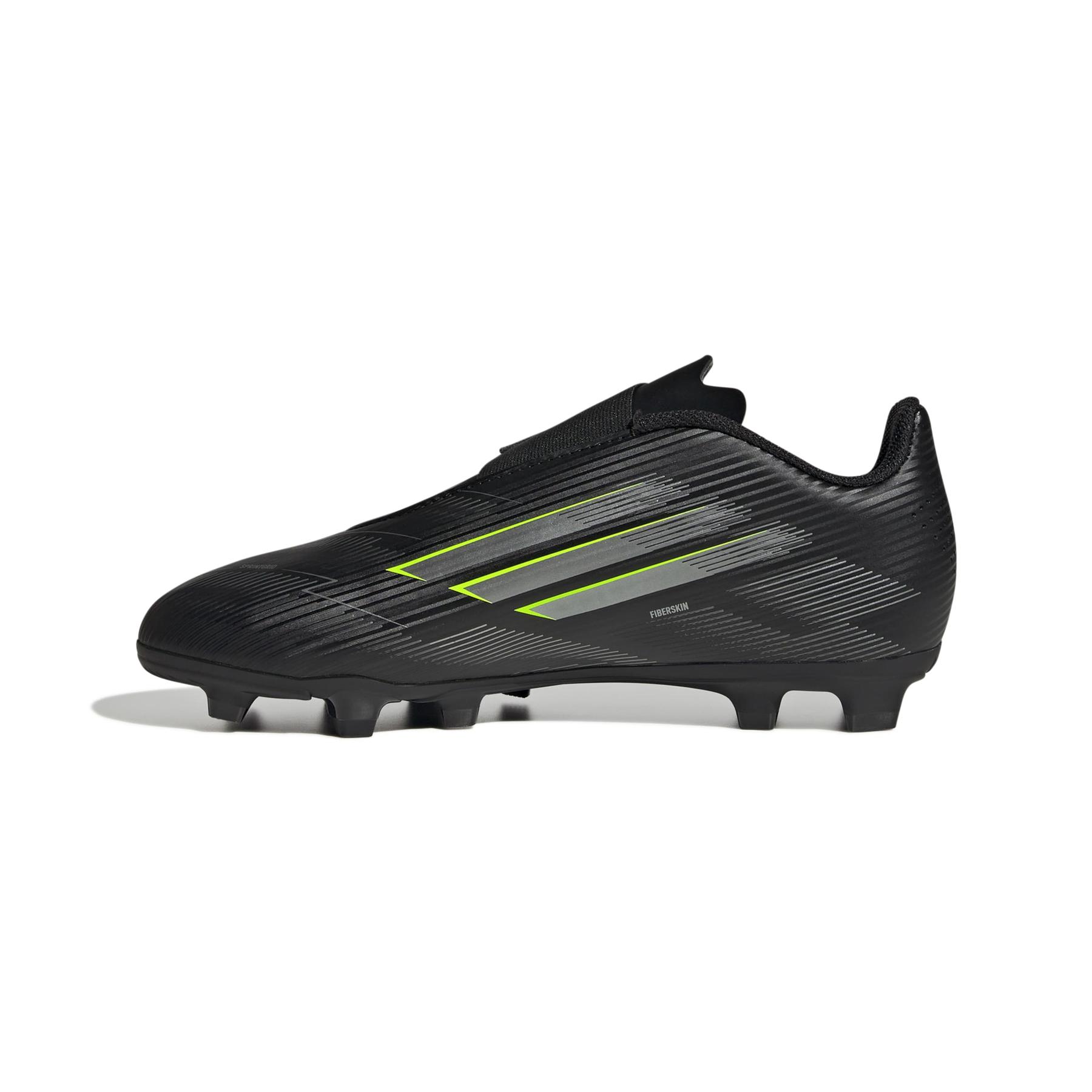 product/a/d/adidas_ji0037_4_footwear_photography_side_medial_center_view_white.jpg