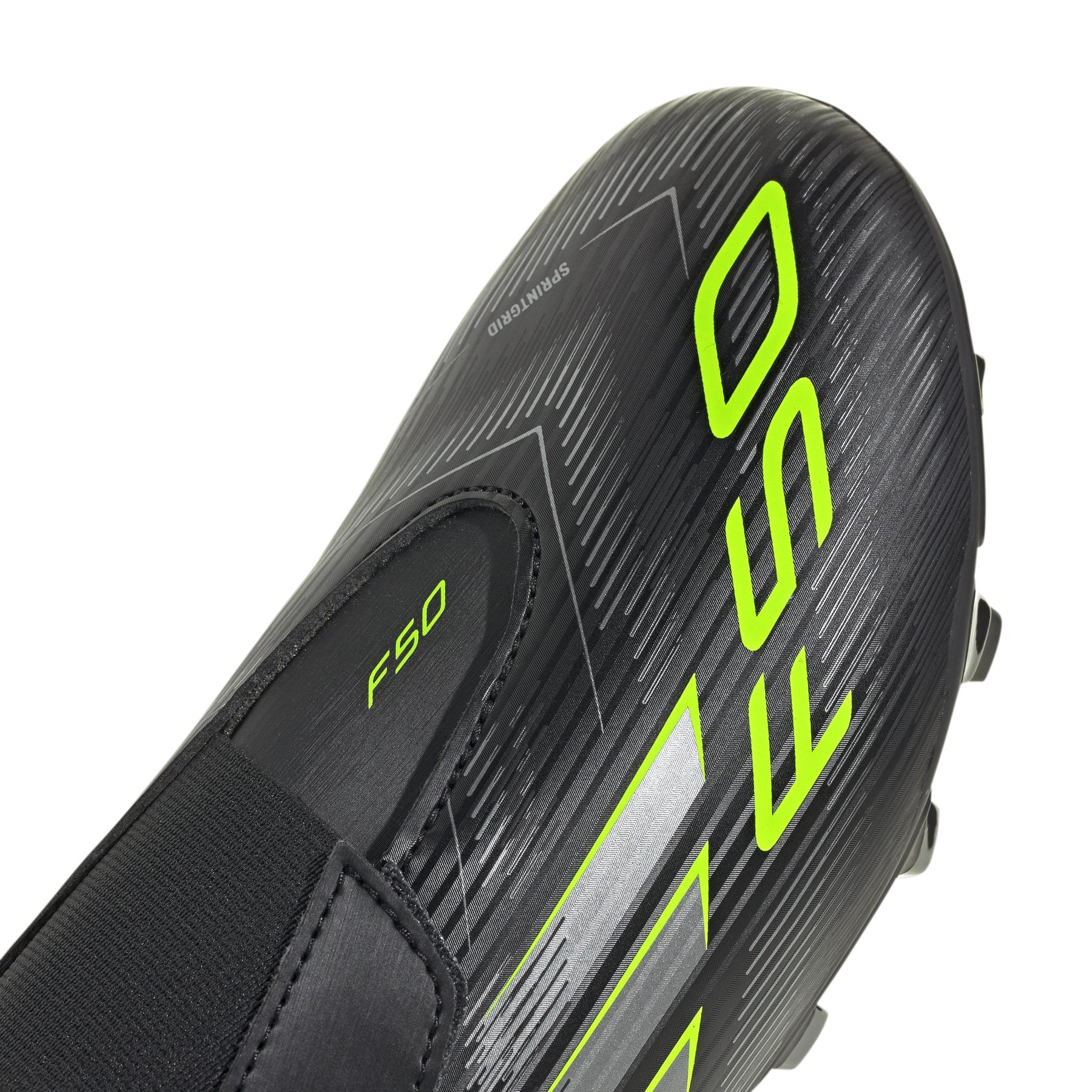 product/a/d/adidas_ji0037_8_footwear_photography_detail_view_2_white.jpg