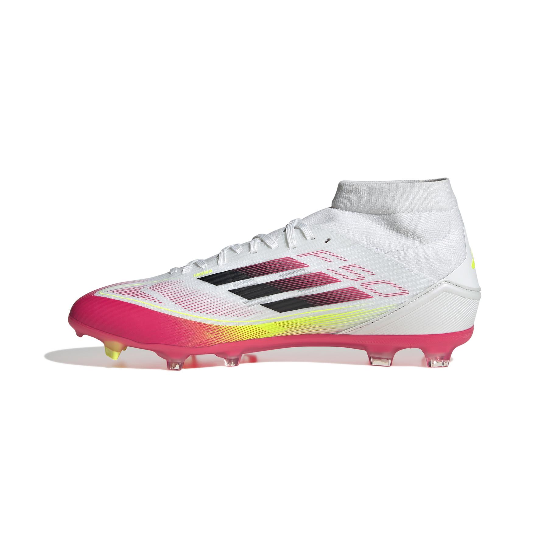 product/a/d/adidas_ji0434_4_footwear_photography_side_medial_center_view_white.jpg