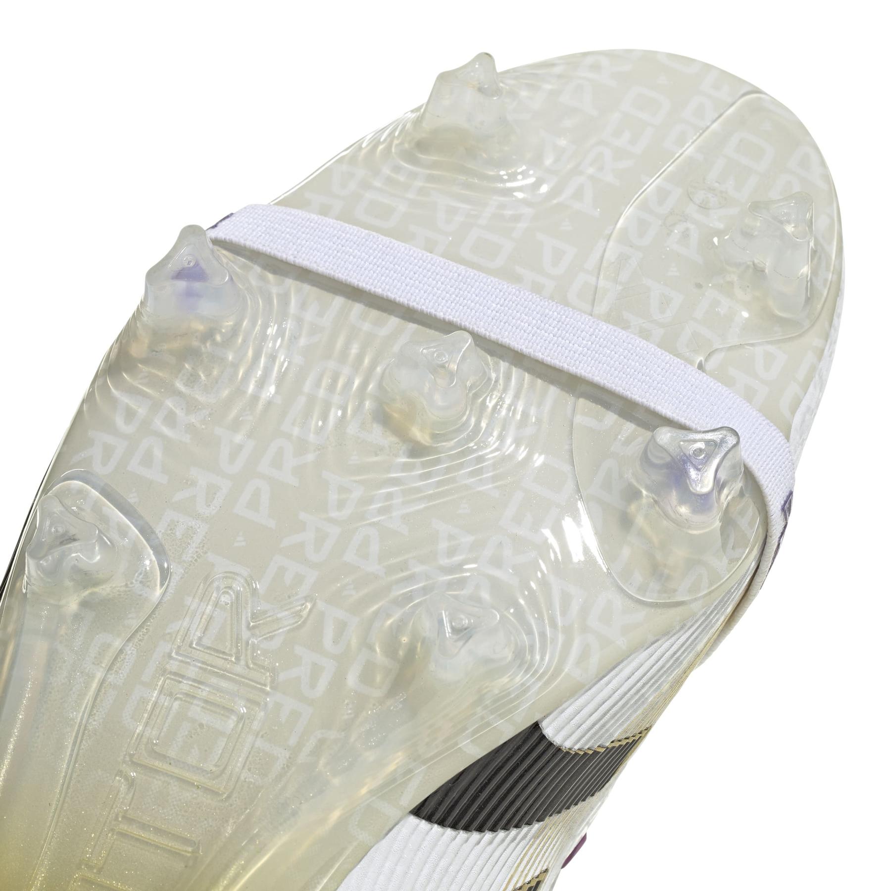 product/a/d/adidas_ji1095_7_footwear_photography_detail_view_1_white.jpg