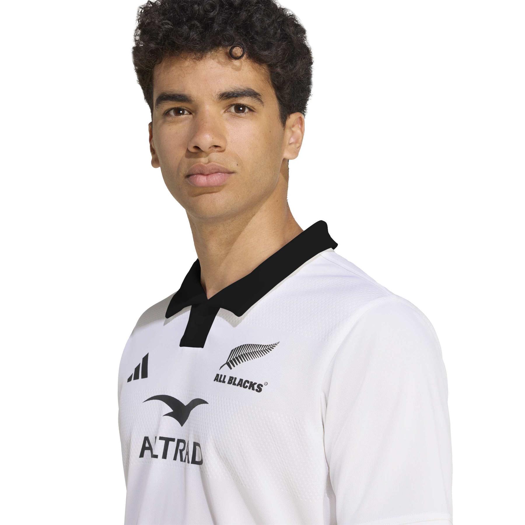 product/a/d/adidas_jl8031_6_apparel_on_model_detail_view_1_white.jpg