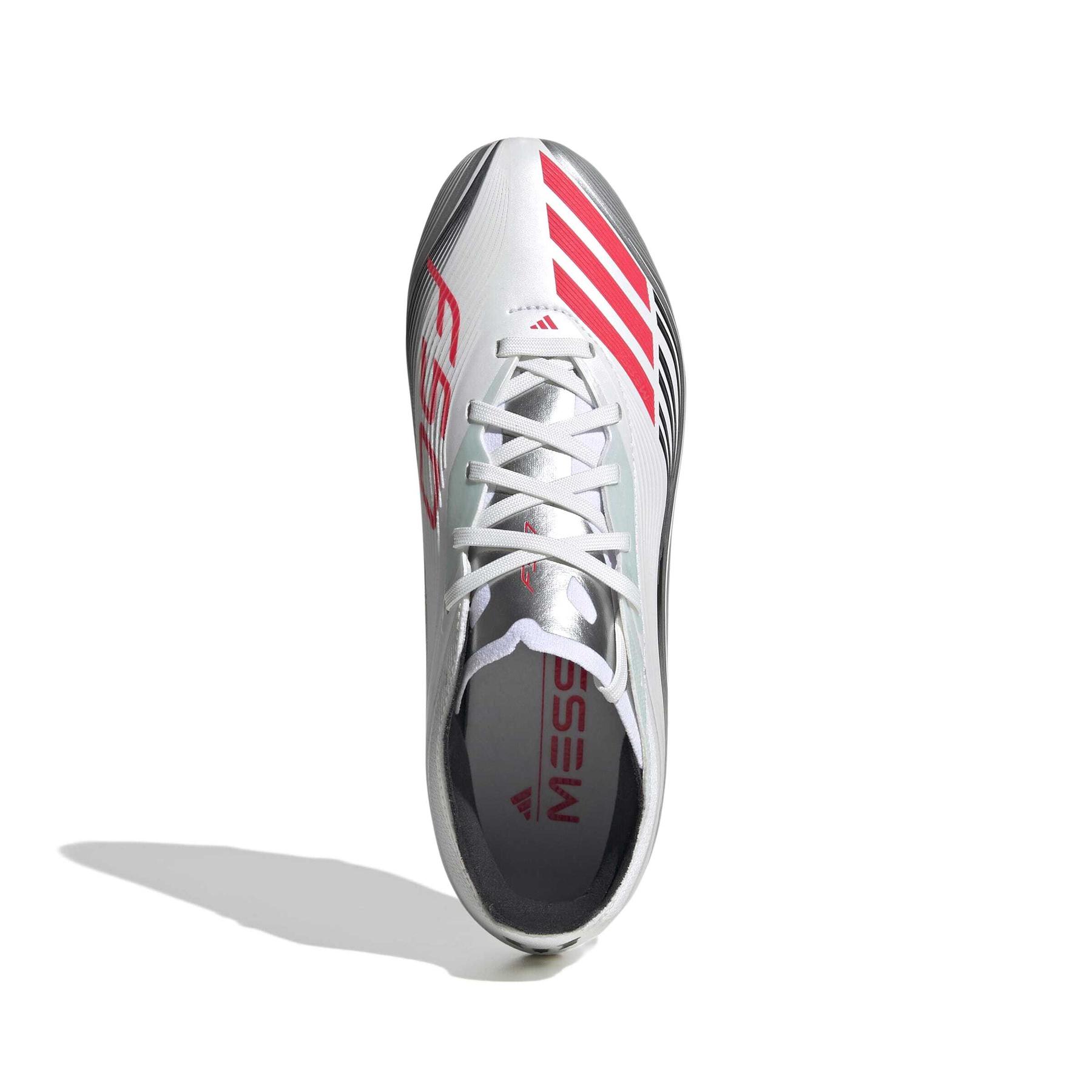product/a/d/adidas_jp7451_2_footwear_photography_top_portrait_view_white-nw091625.jpg