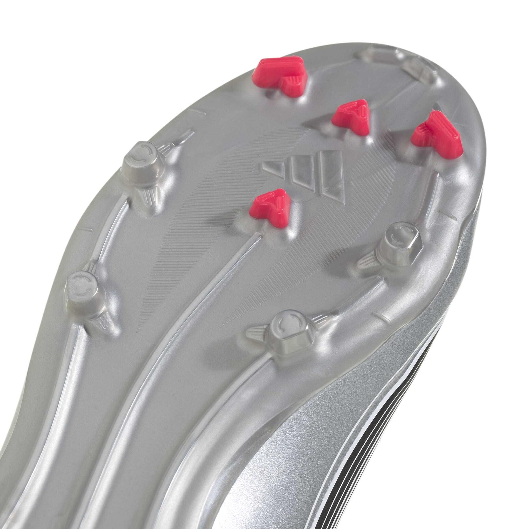 product/a/d/adidas_jp7454_7_footwear_photography_detail_view_1_white.jpg