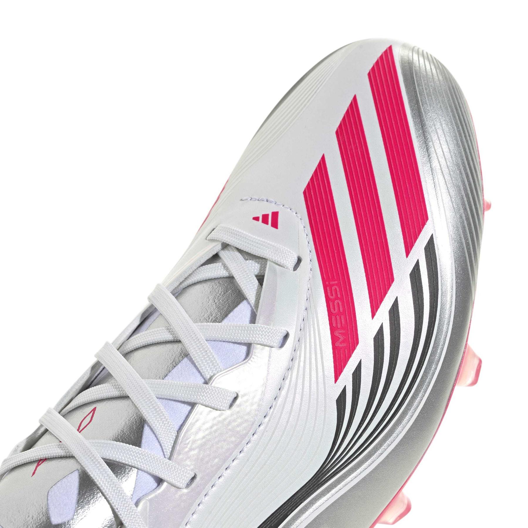 product/a/d/adidas_jp7461_8_footwear_photography_detail_view_2_white.jpg