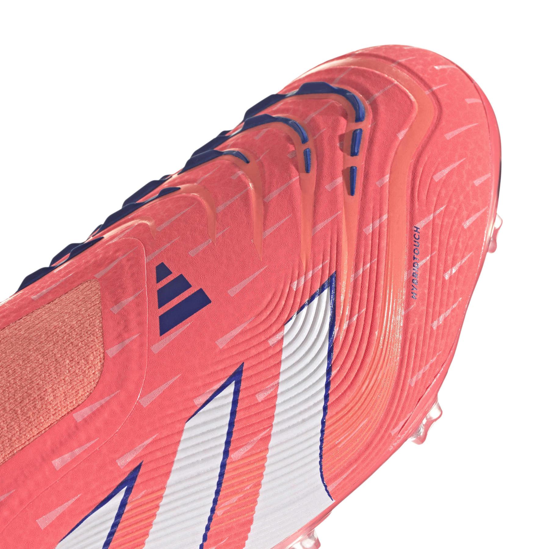 product/a/d/adidas_jp9913_8_footwear_photography_detail_view_2_white.jpg