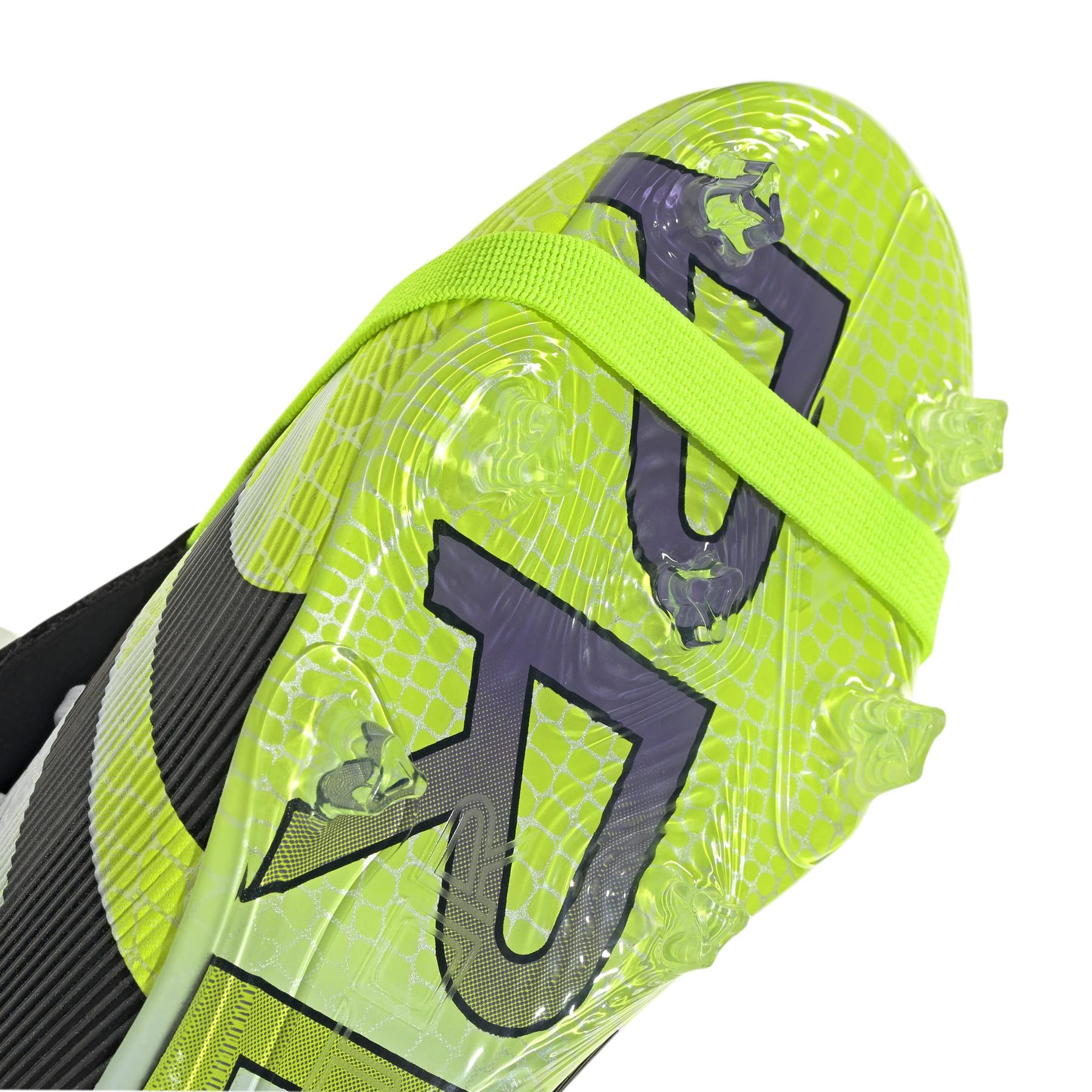 product/a/d/adidas_jp9915_7_footwear_photography_detail_view_1_white.jpg