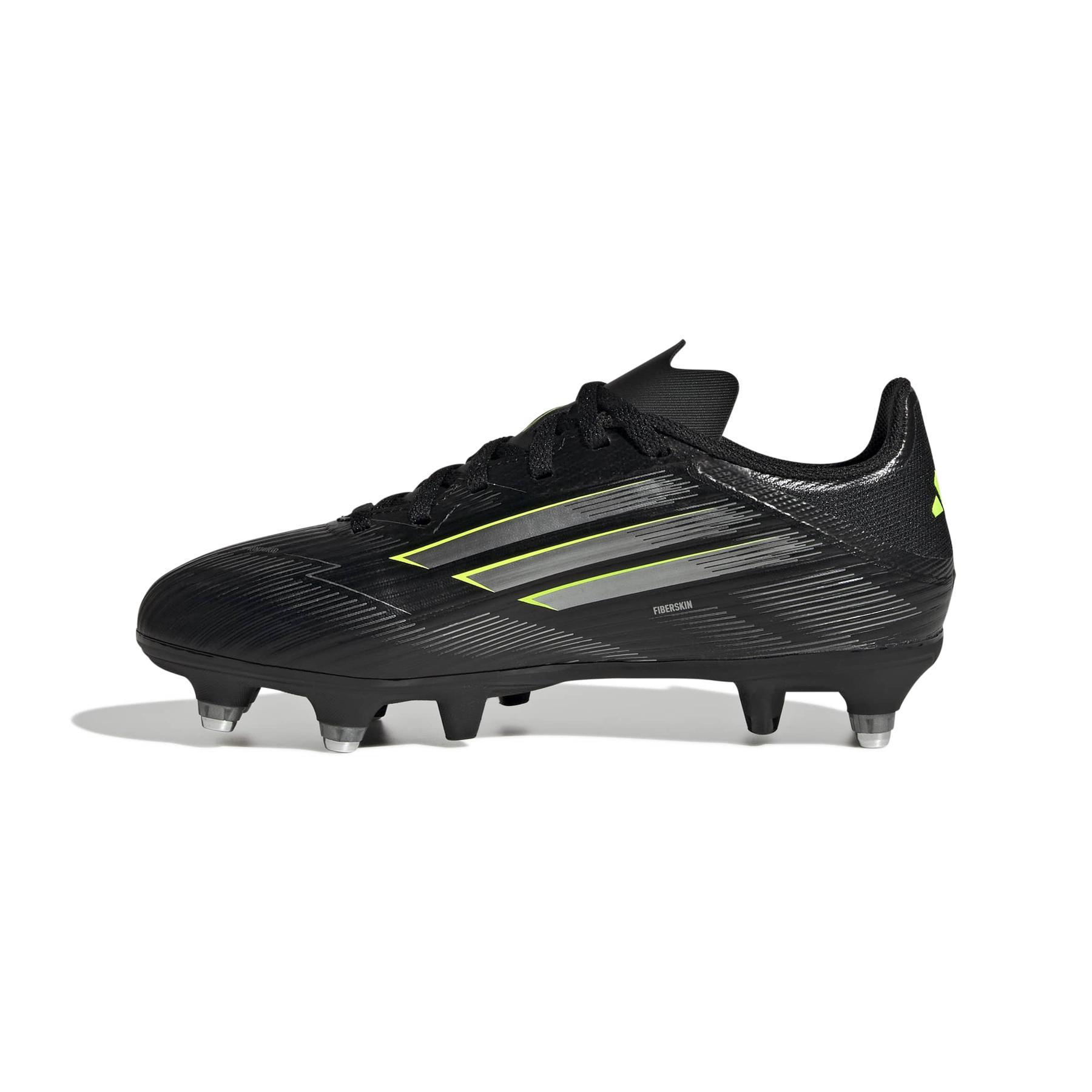 product/a/d/adidas_jq4183_4_footwear_photography_side_medial_center_view_white.jpg