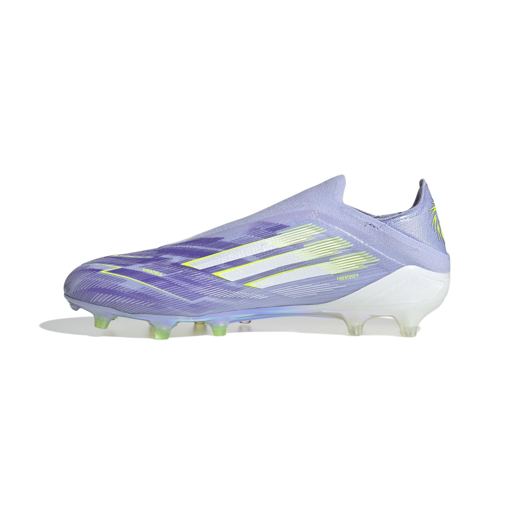 product/a/d/adidas_jq6355_4_footwear_photography_side_medial_center_view_white-nw091625.jpg