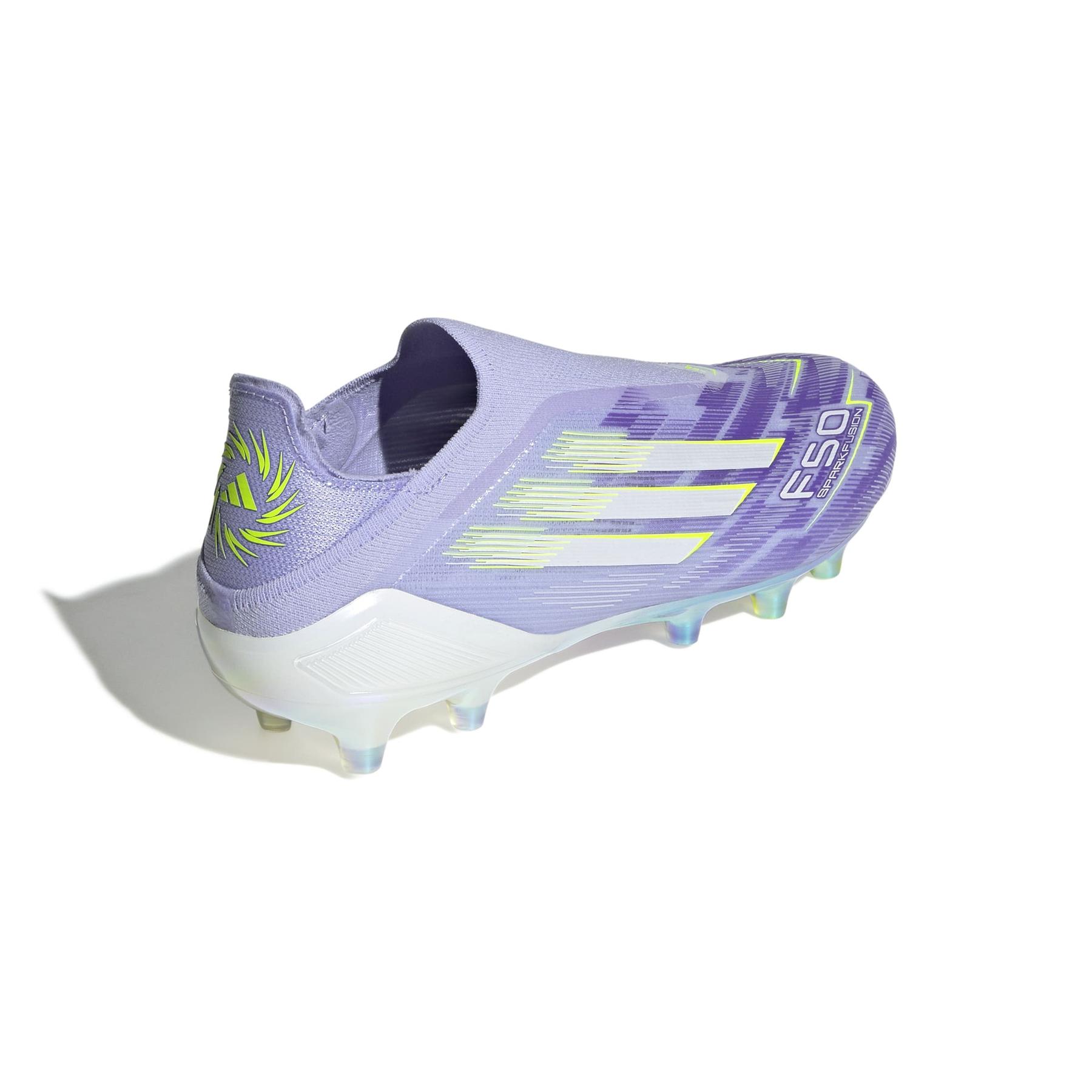 product/a/d/adidas_jq6355_6_footwear_photography_back_lateral_top_view_white-nw091625.jpg
