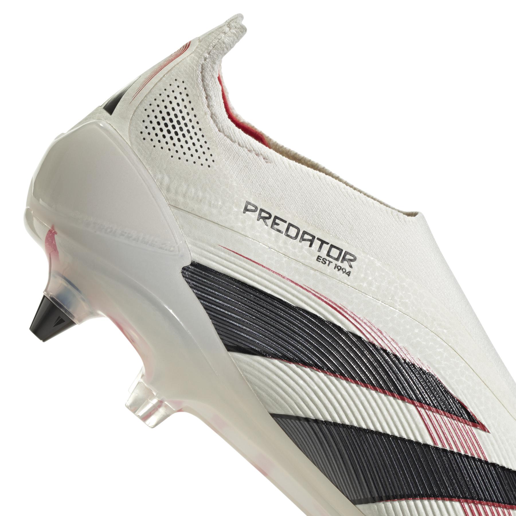 product/a/d/adidas_jr2603_7_footwear_photography_detail_view_1_white-nw111924.jpg