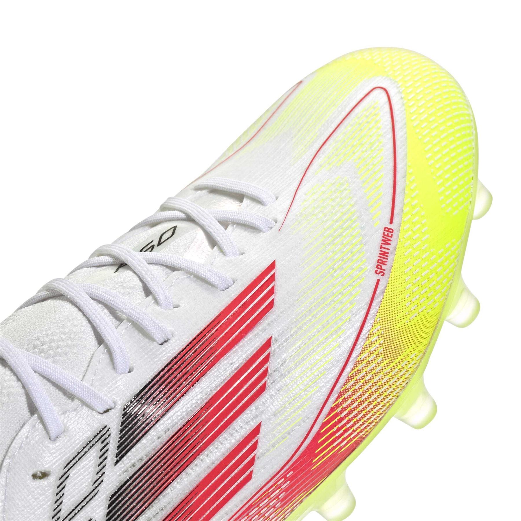product/a/d/adidas_jr5360_7_footwear_photography_detail_view_1_white.jpg