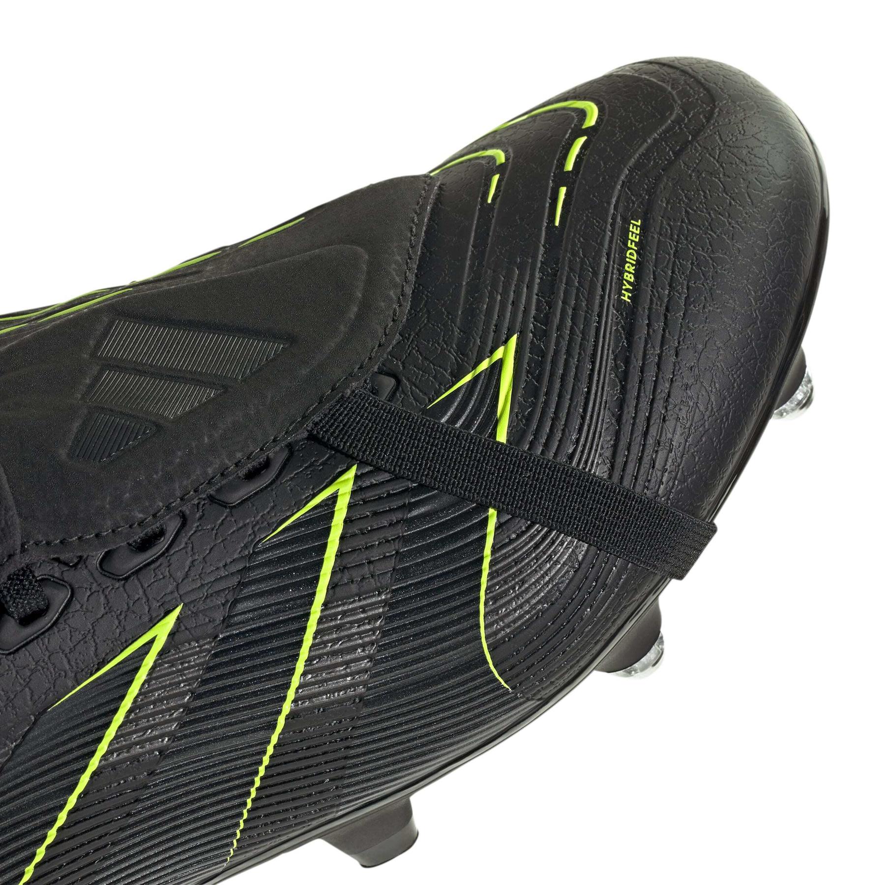 product/a/d/adidas_jr7121_8_footwear_photography_detail_view_2_white-nw091725.jpg