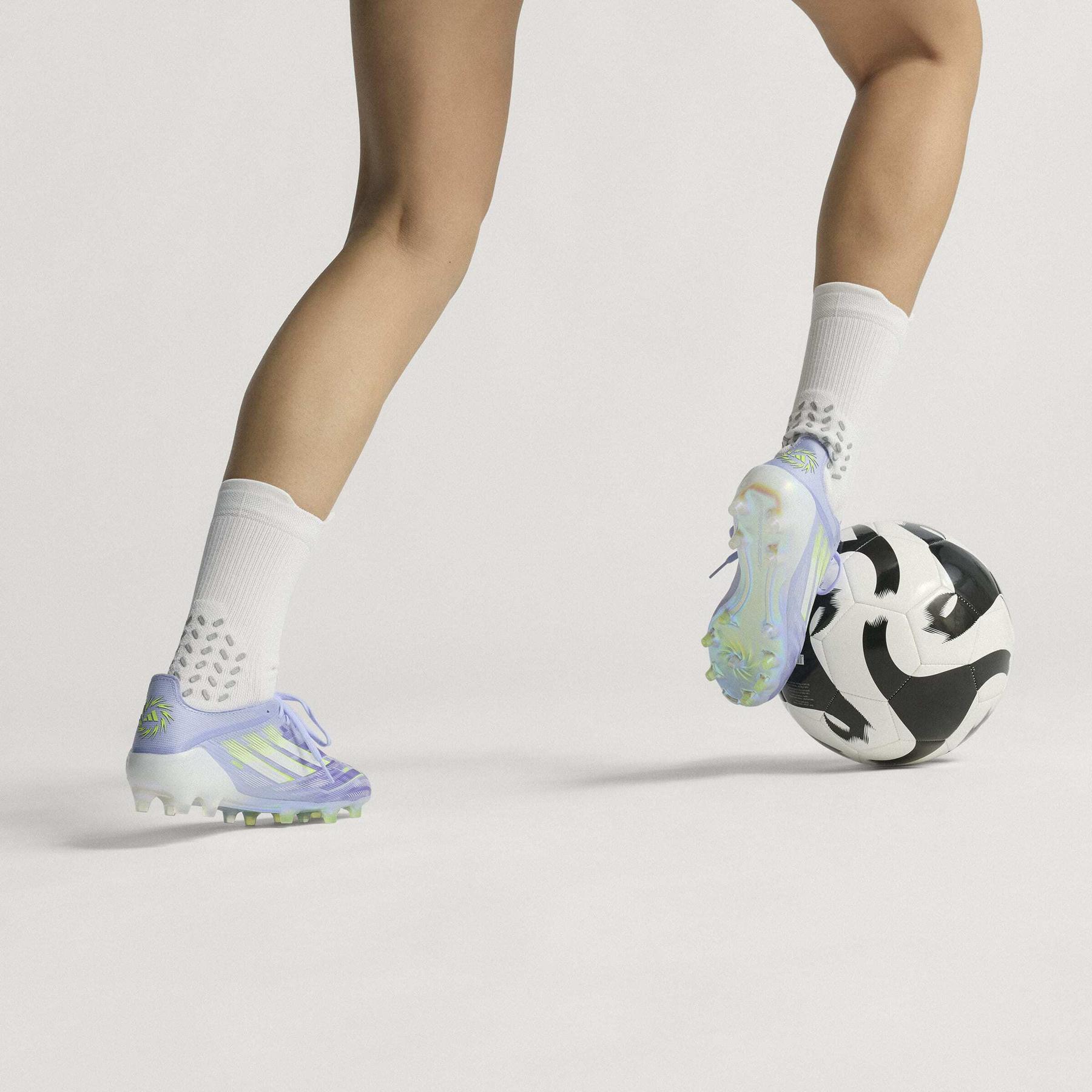 product/a/d/adidas_jr9225_14_footwear_photography_descmrktng_view_1-nw091725.jpg