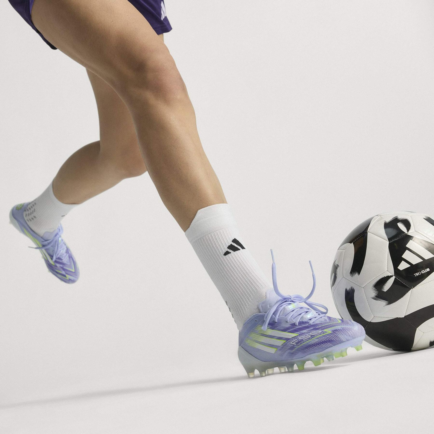 product/a/d/adidas_jr9225_19_footwear_photography_heromrktng_view_6-nw091725.jpg