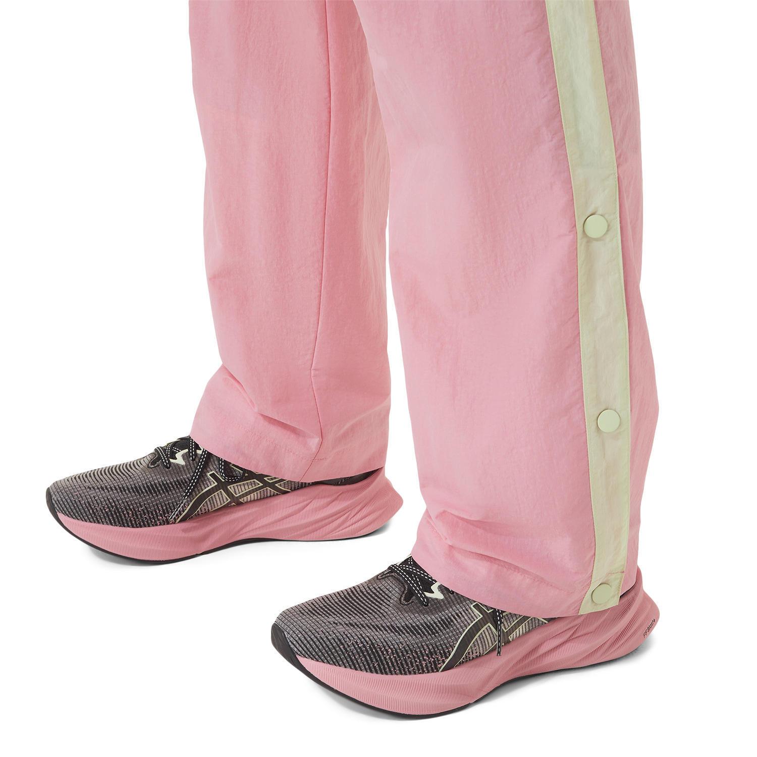 product/a/s/asics_2032c687_700_gf_z3_glb.jpg