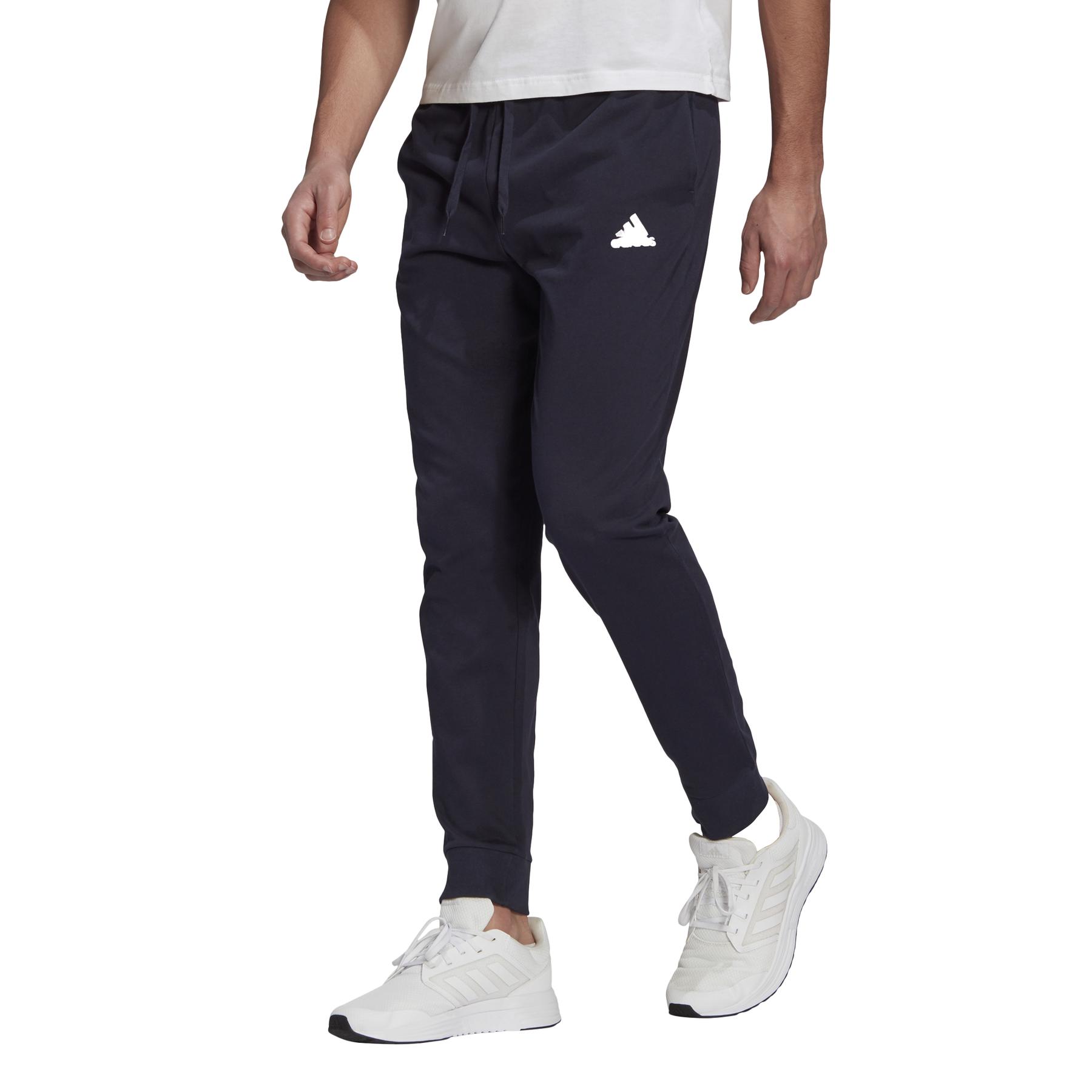product/g/k/gk9259_app_on-model_standard_white.jpg
