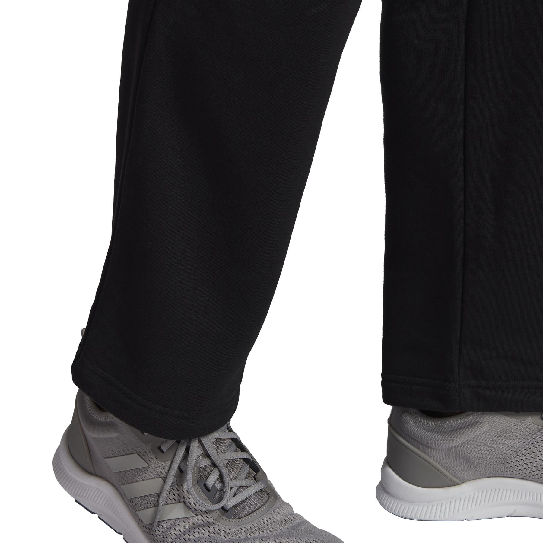 product/g/k/gk9366_app_on-model_detail-2_white.jpg
