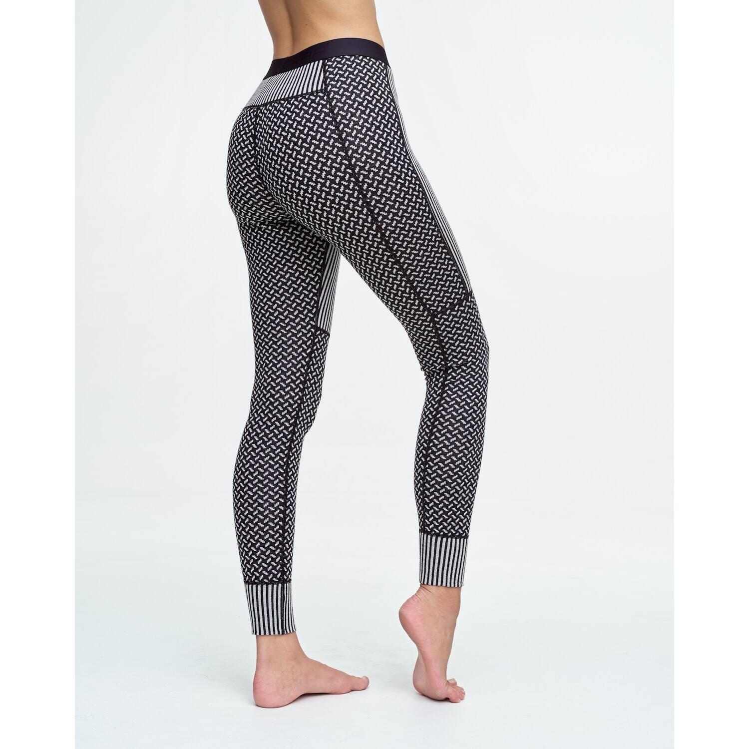 product/k/a/kari-traa_622683-black_black_4.jpg