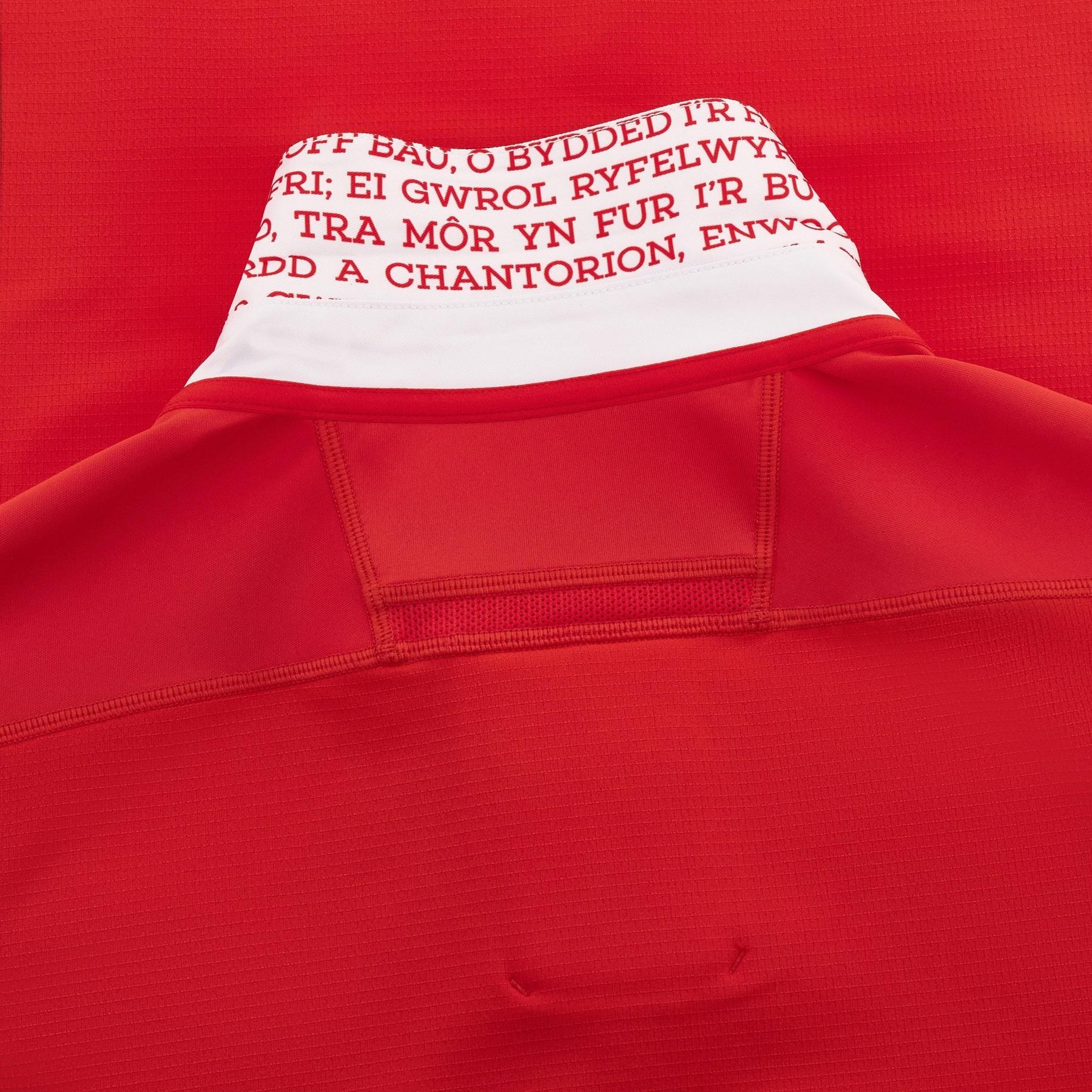 product/m/a/macron_58575245_rouge_4.jpg