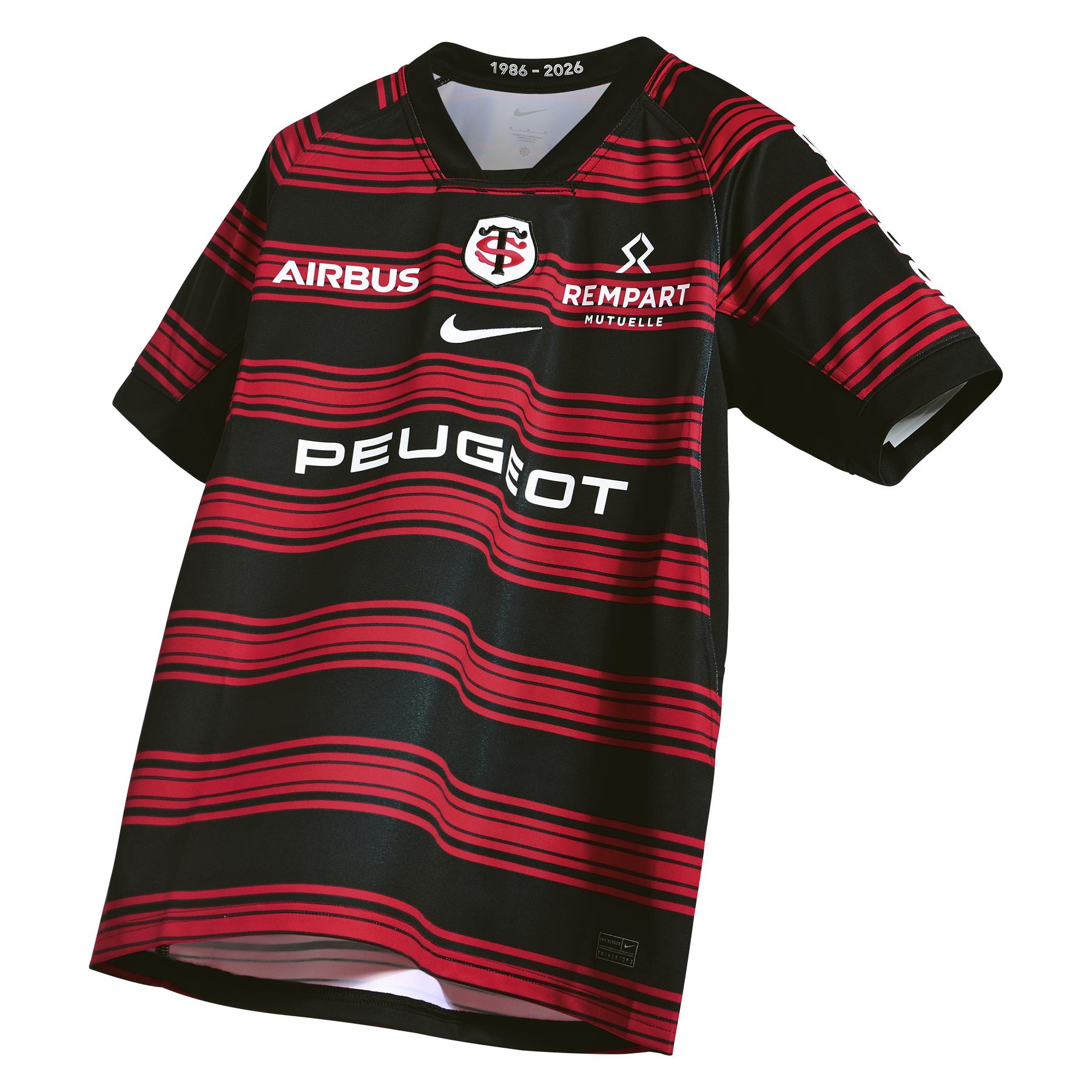 product/n/i/nike_tl7031-010_m_fa25_toulouse_hero.jpg
