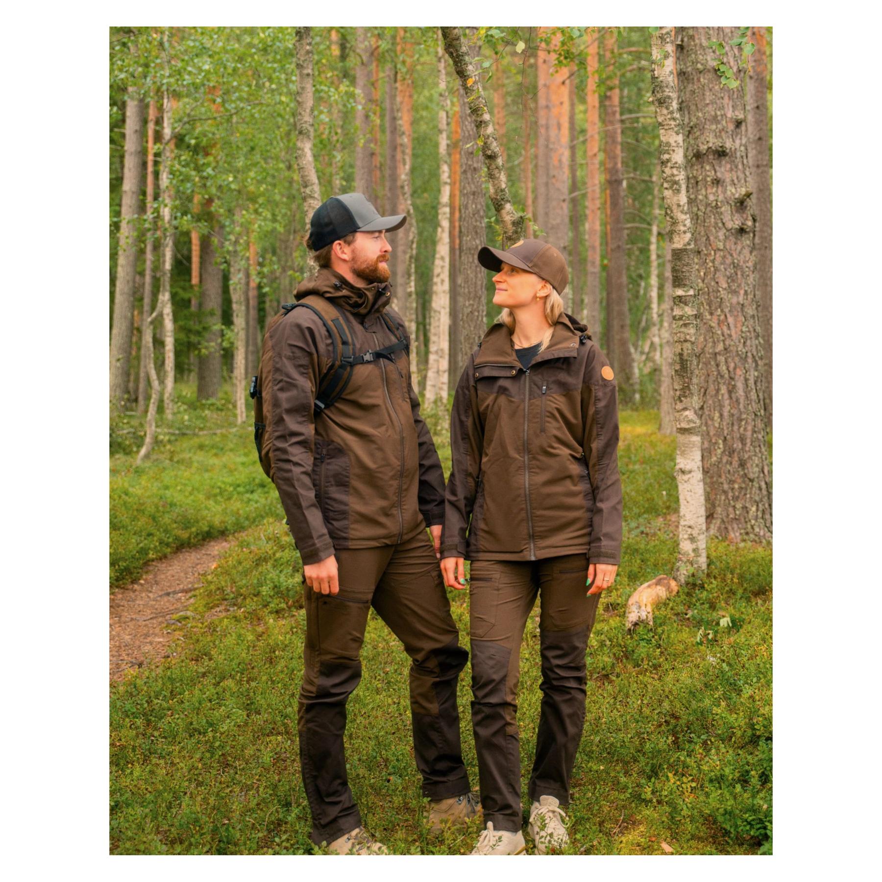 product/p/i/pinewood_1-53040211_d-brown_3.jpg