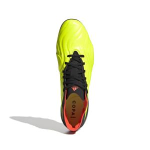 product/a/d/adidas_gz1354_2_footwear_photography_top_portrait_view_white_000.jpg