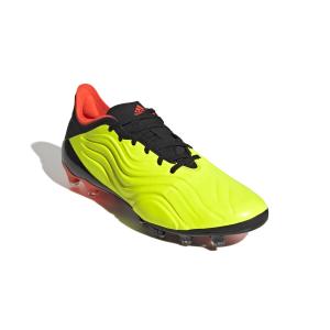 product/a/d/adidas_gz1354_5_footwear_photography_front_lateral_top_view_white_000.jpg