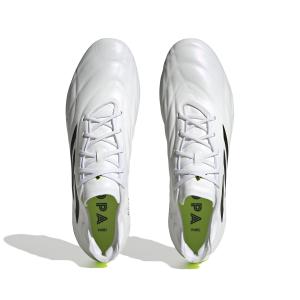 product/a/d/adidas_hq8975_2_footwear_photography_top_portrait_view_white.jpg