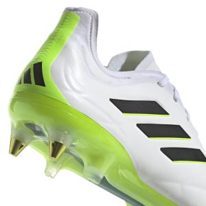 product/a/d/adidas_hq8975_9_footwear_photography_detail_view_3_white.jpg