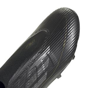 product/a/d/adidas_ie0609_8_footwear_photography_detail_view_2_white.jpg