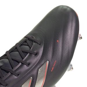 product/a/d/adidas_ig8693_7_footwear_photography_detail_view_1_white.jpg