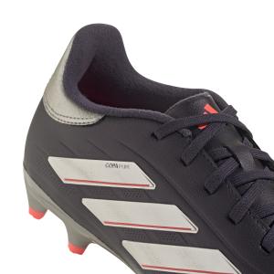 product/a/d/adidas_ig8716_8_footwear_photography_detail_view_2_white.jpg