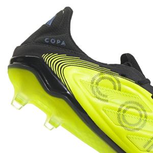 product/a/d/adidas_ih0072_7_footwear_photography_detail_view_1_white.jpg