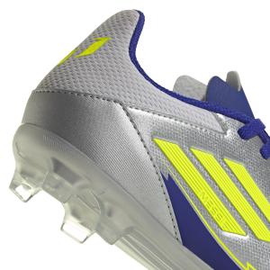 product/a/d/adidas_ih0924_8_footwear_photography_detail_view_2_white.jpg