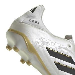 product/a/d/adidas_jh6296_7_footwear_photography_detail_view_1_white.jpg