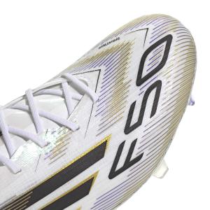 product/a/d/adidas_jh7617_8_footwear_photography_detail_view_2_white.jpg