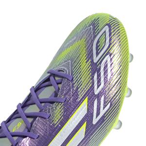 product/a/d/adidas_jh7638_8_footwear_photography_detail_view_2_white.jpg
