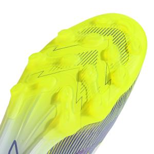product/a/d/adidas_jh7639_8_footwear_photography_detail_view_2_white.jpg