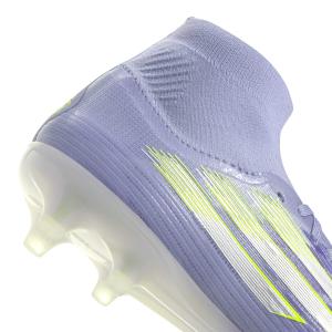 product/a/d/adidas_jh7689_8_footwear_photography_detail_view_2_white.jpg