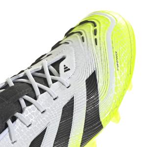 product/a/d/adidas_jh8879_8_footwear_photography_detail_view_2_white.jpg