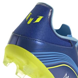 product/a/d/adidas_jp7447_8_footwear_photography_detail_view_2_white.jpg