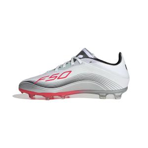 product/a/d/adidas_jp7451_4_footwear_photography_side_medial_center_view_white-nw091625.jpg