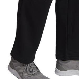 product/g/k/gk9366_app_on-model_detail-2_white.jpg
